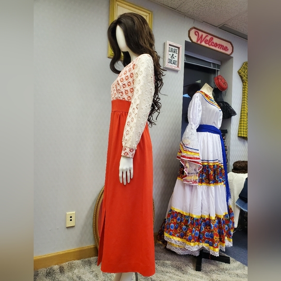 Late 60s Early 70s Cream Crochet Maxi Dress - Picture 5 of 11